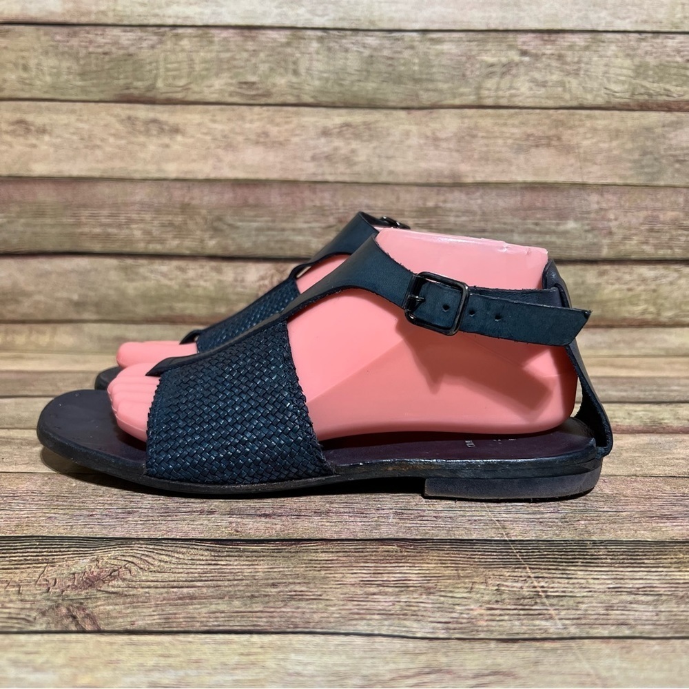 MoMa Blue Leather Strap Sandals